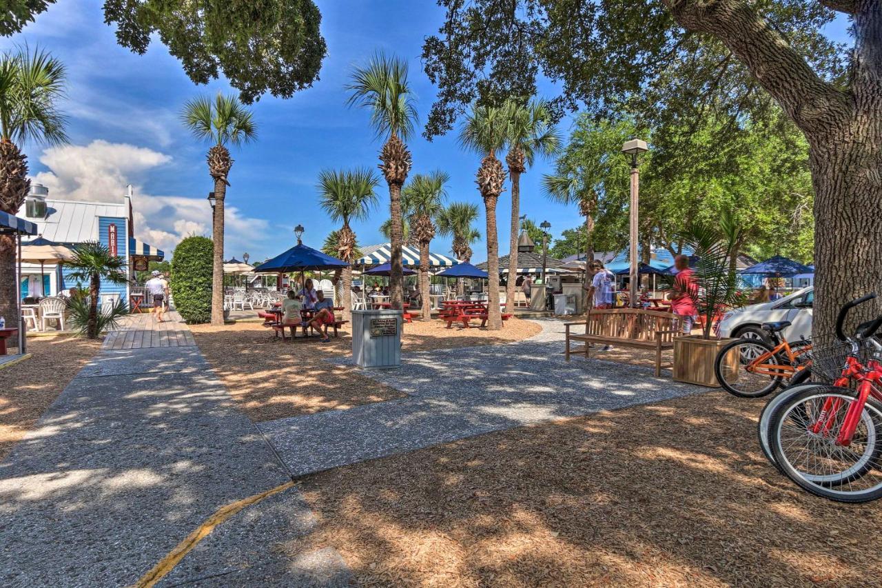 Idyllic Sea Pines Villa Walk To South Beach! ヒルトンヘッドアイランド エクステリア 写真