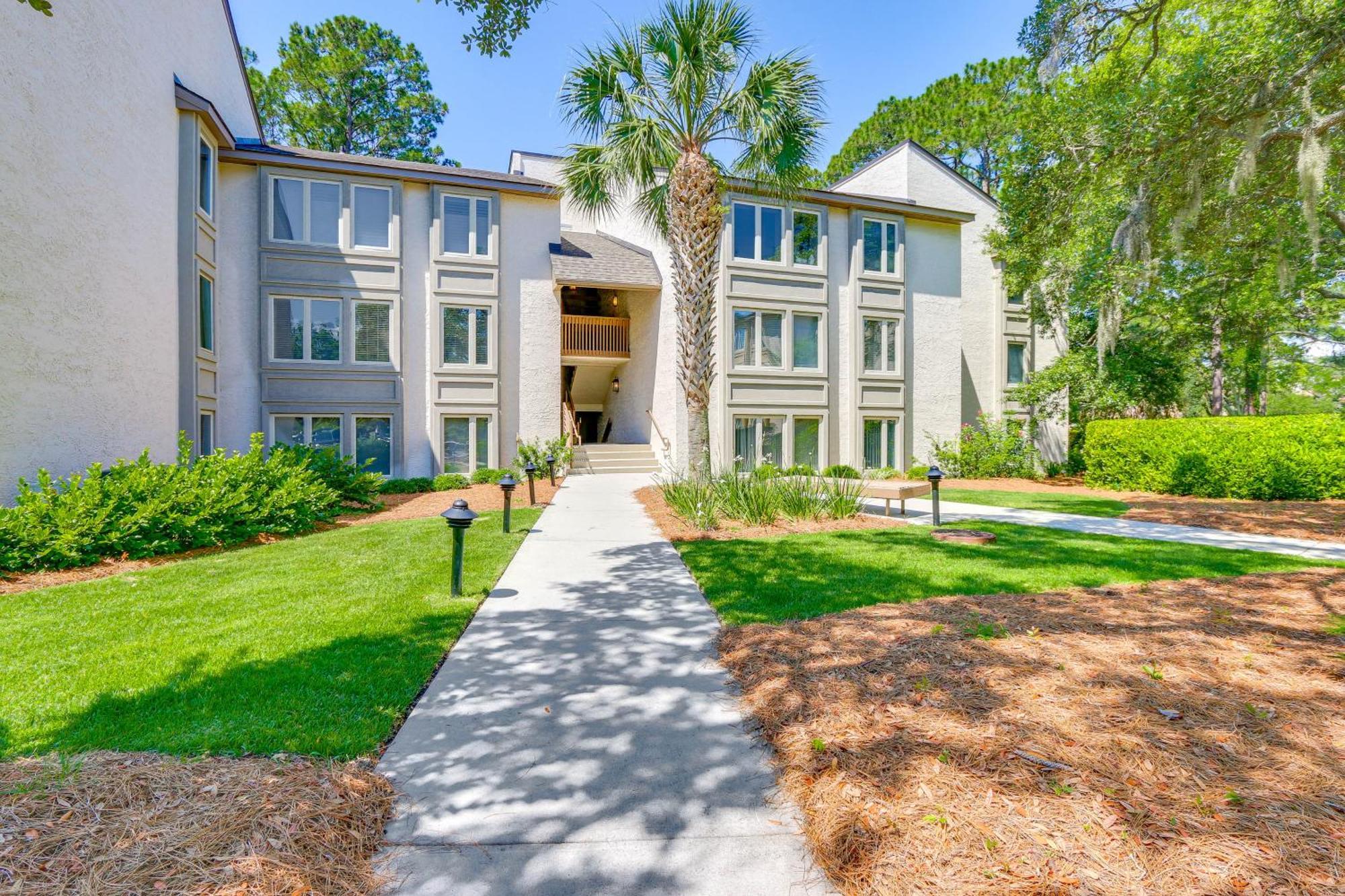 Idyllic Sea Pines Villa Walk To South Beach! ヒルトンヘッドアイランド エクステリア 写真
